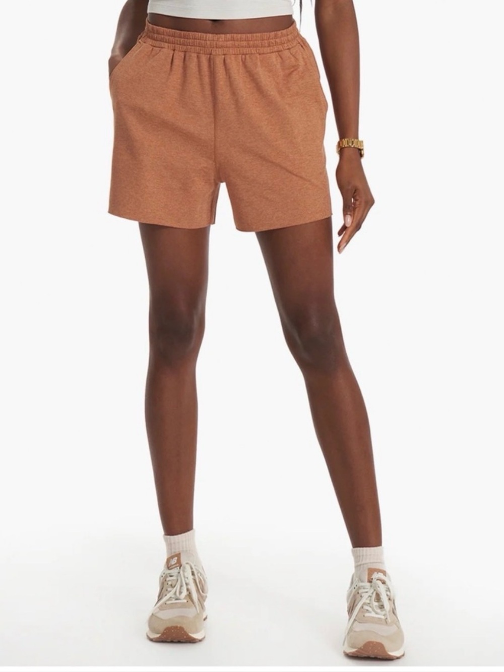 VUORI Boyfriend Short in Palo Santo Heather Size S - Picture 3 of 16